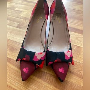 Kate spade kitten heels floral print and red size 7